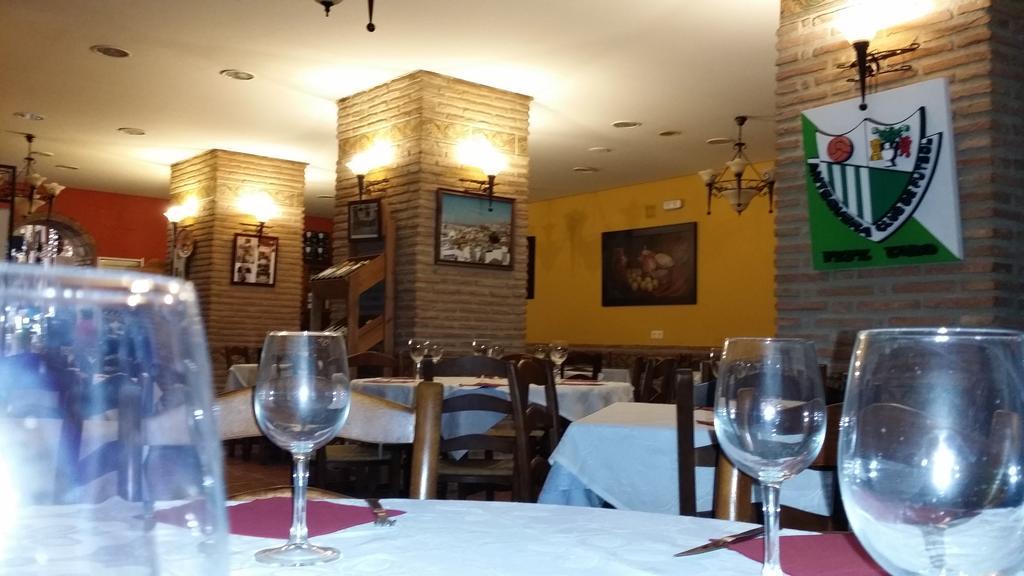 Hotel Meson El Numero Uno Антекера Экстерьер фото