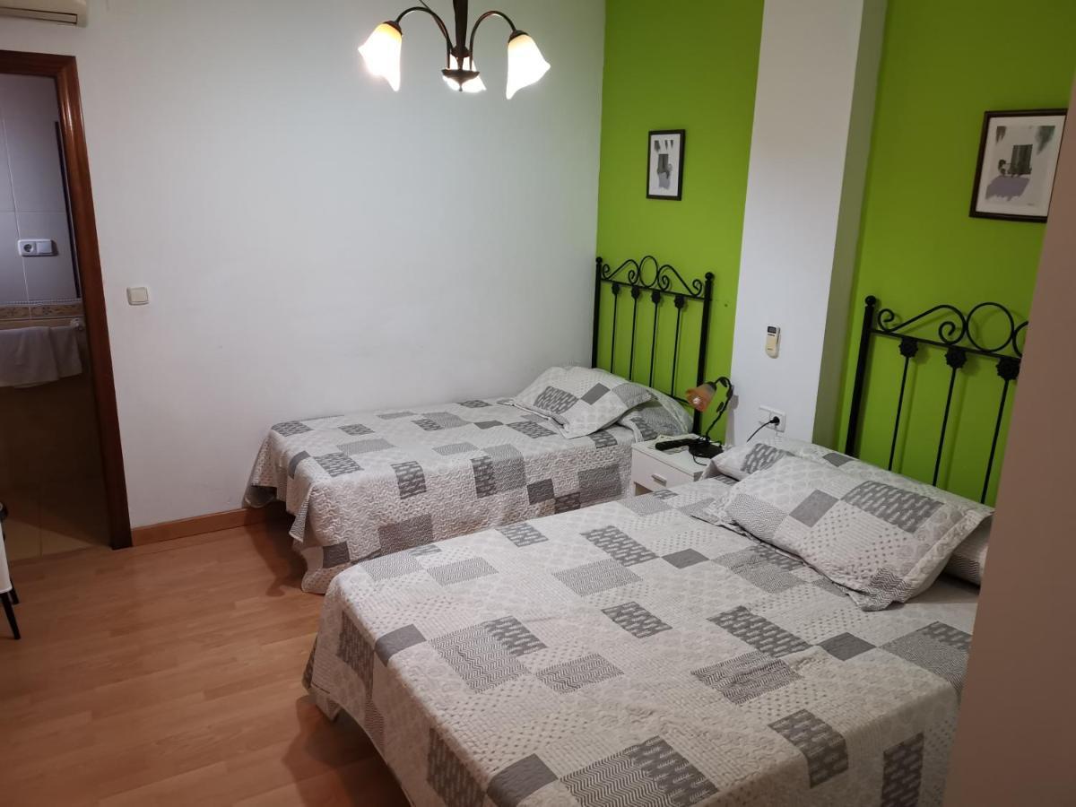 Hotel Meson El Numero Uno Антекера Экстерьер фото